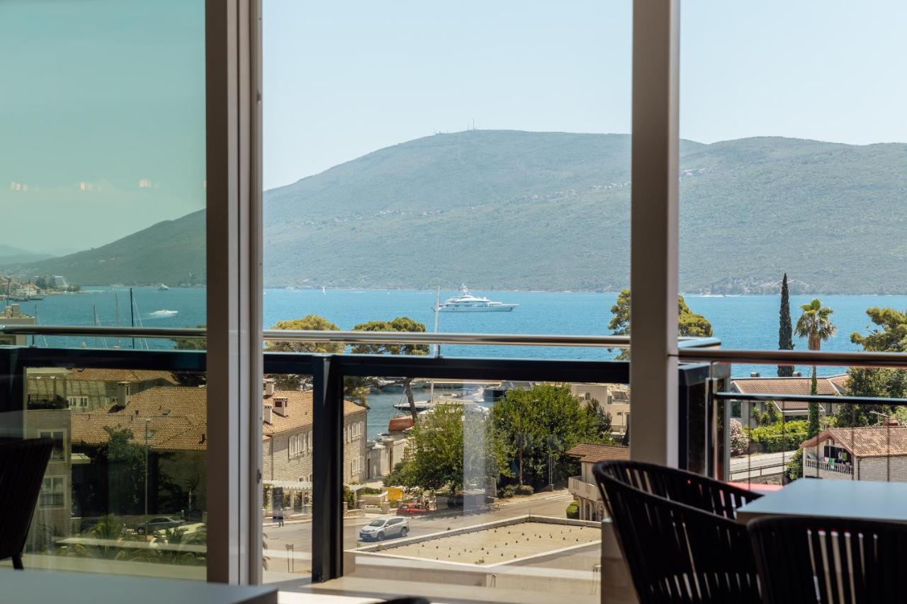 Centar Novi Hotel Herceg Novi Buitenkant foto